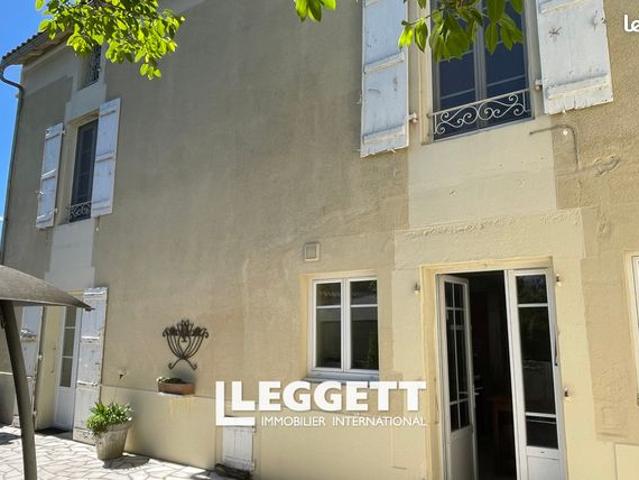 Maison 11 pièces 240 m²