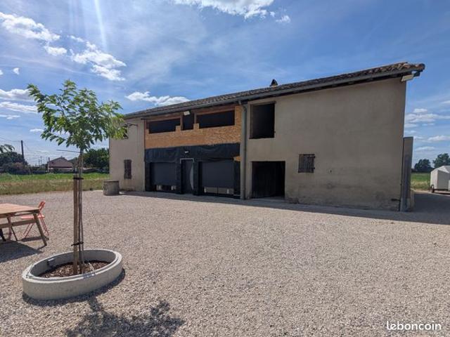 Maison 11 pièces 240 m²