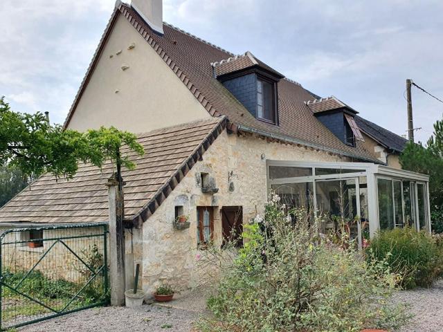 Maison 11 pièces 240 m²
