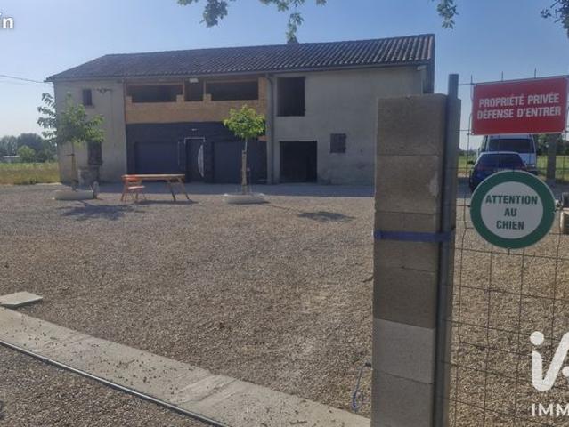 Maison 11 pièces 240 m²