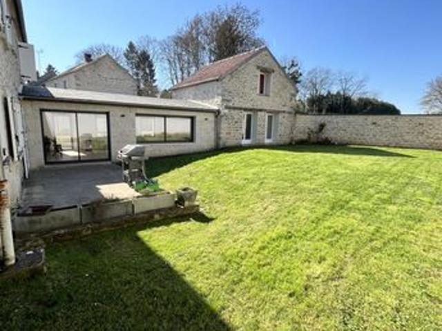 Maison 11 pièces 246 m²