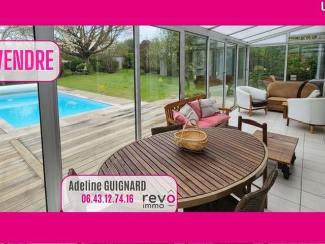 Maison 11 pièces 248 m²