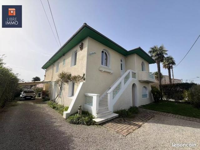 Maison 11 pièces 249 m²
