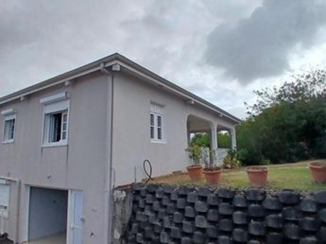 Maison 11 pièces 253 m²