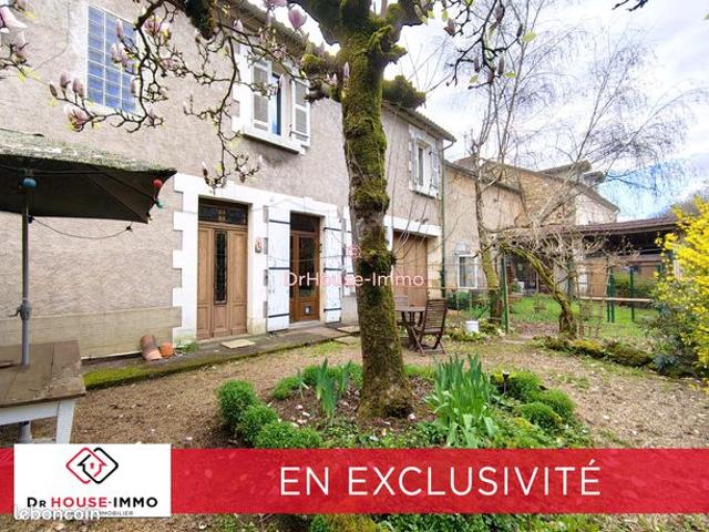 Maison 11 pièces 253 m²