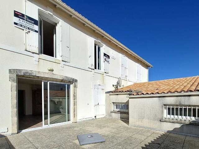 Maison 11 pièces 250 m²