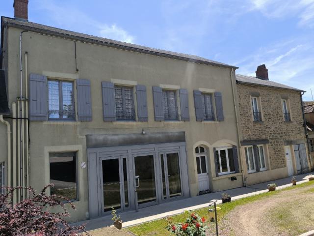 Maison 11 pièces 256 m²