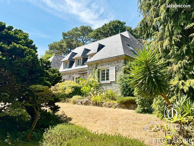 Maison 11 pièces 260 m²