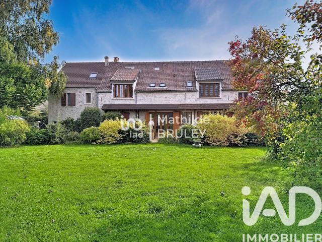 Maison 11 pièces 262 m²