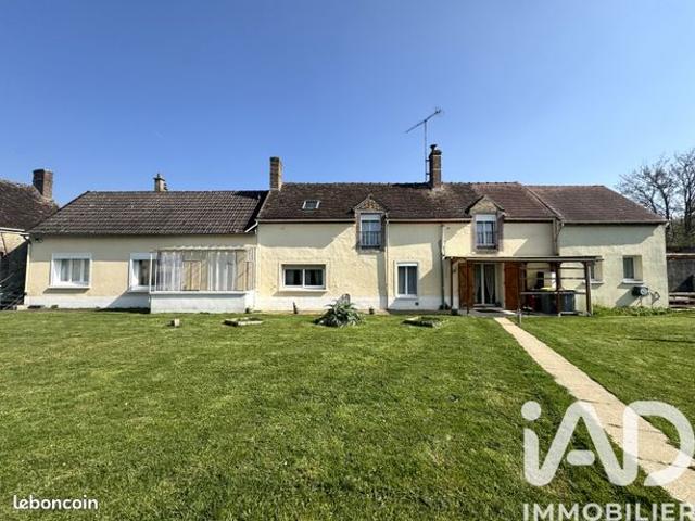 Maison 11 pièces 267 m²