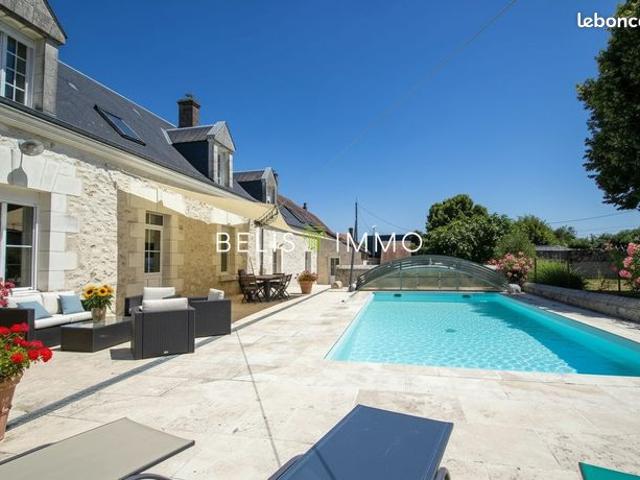 Maison 11 pièces 265 m²