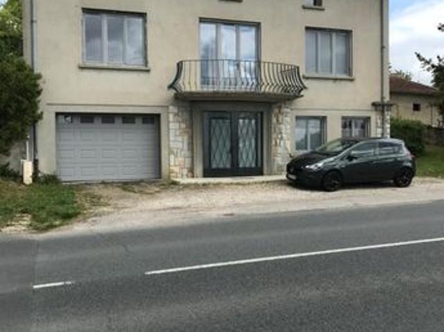 Maison 11 pièces 265 m²