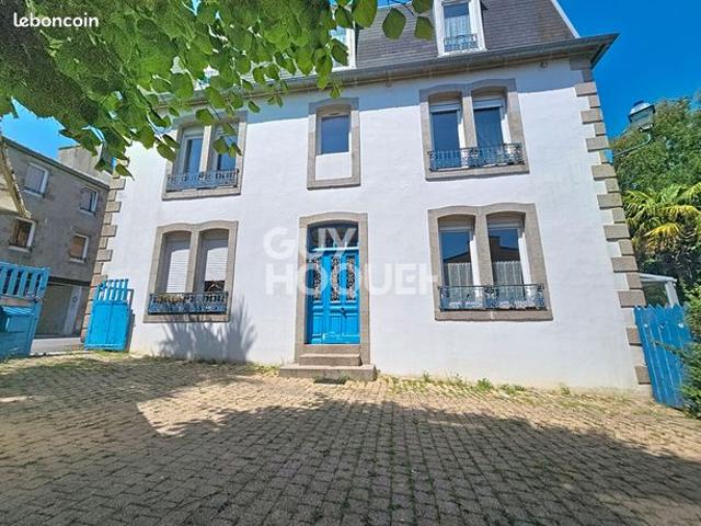 Maison 11 pièces 268 m²