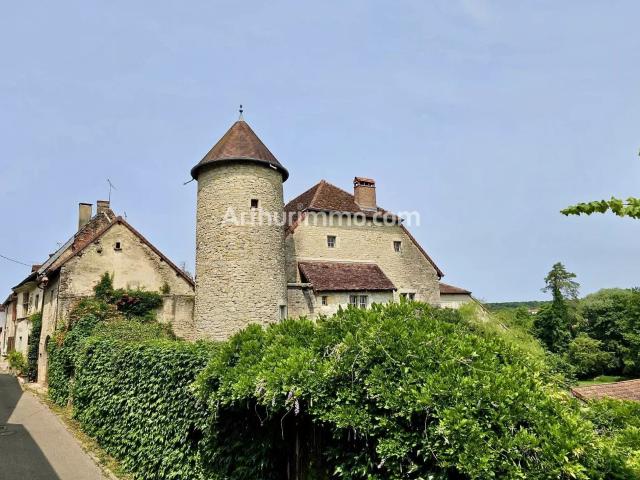 Maison 11 pièces 273 m²