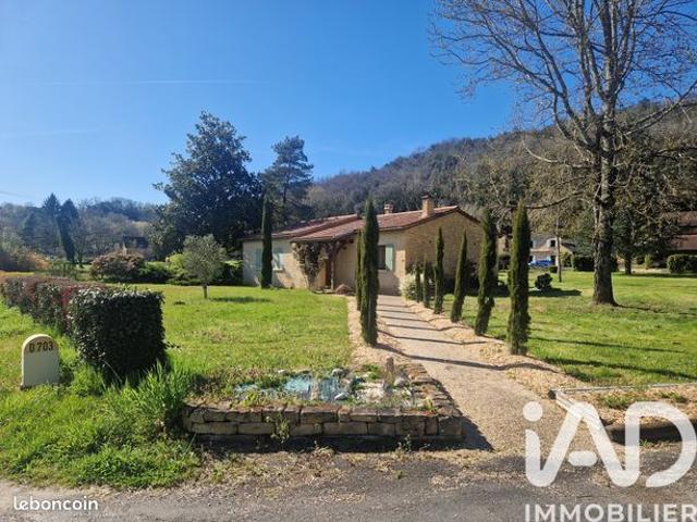 Maison 11 pièces 271 m²