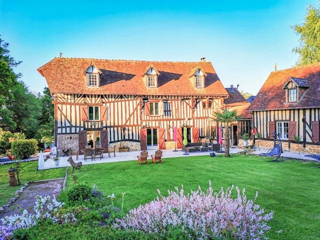 Maison 11 pièces 272 m²