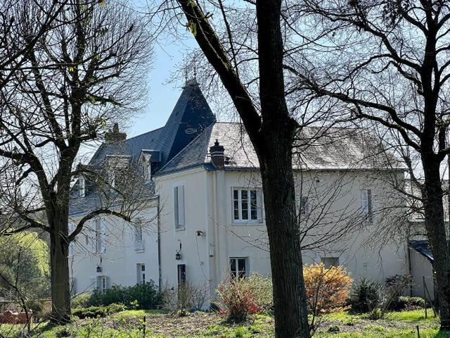 Maison 11 pièces 274 m²
