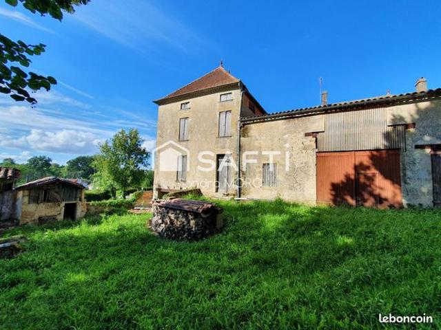 Maison 11 pièces 275 m²