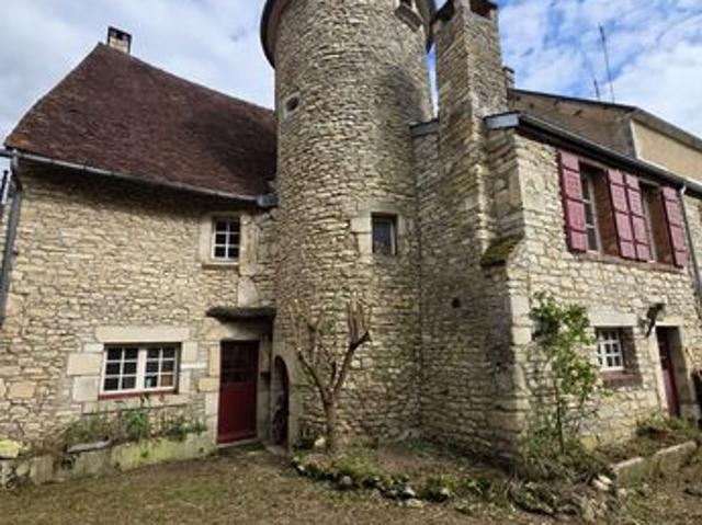 Maison 11 pièces 276 m²