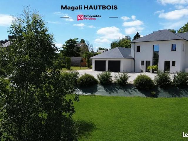 Maison 11 pièces 283 m²