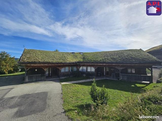 Maison 11 pièces 280 m²