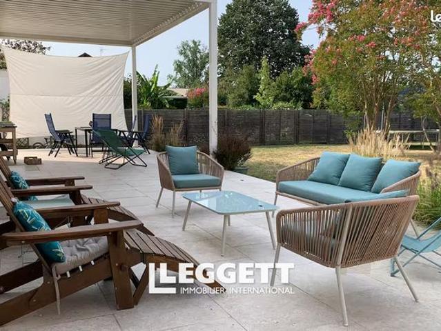 Maison 11 pièces 280 m²