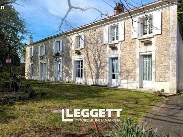 Maison 11 pièces 280 m²