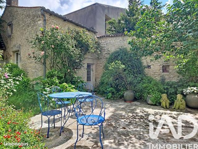 Maison 11 pièces 287 m²
