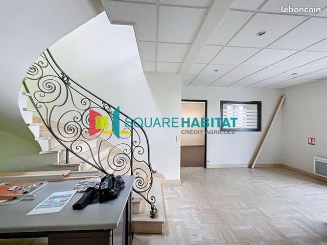 Maison 11 pièces 284 m²