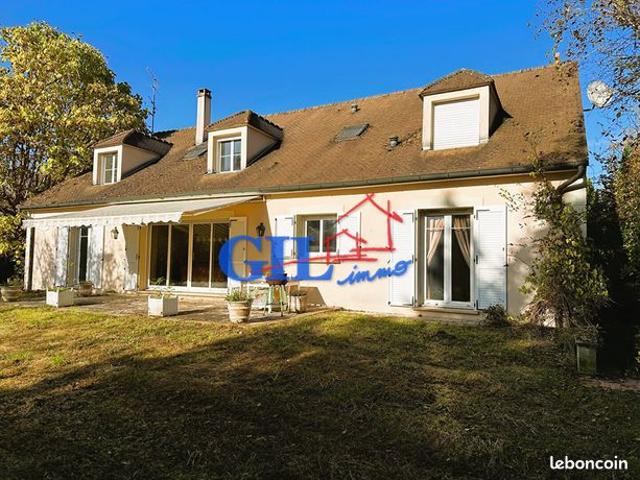 Maison 11 pièces 284 m²