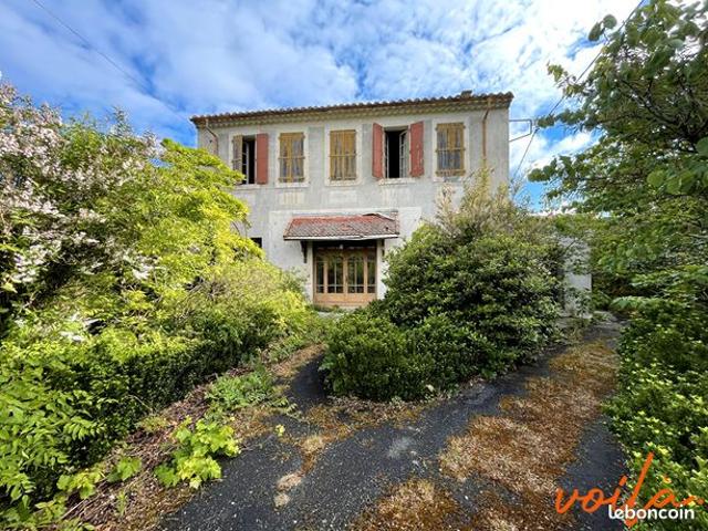 Maison 11 pièces 285 m²