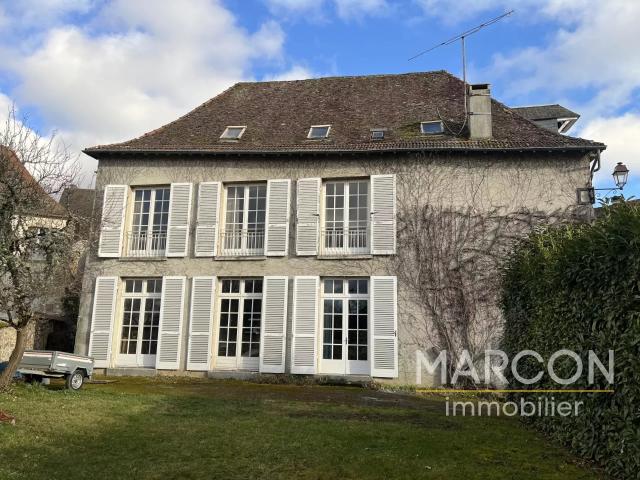 Maison 11 pièces 293 m²