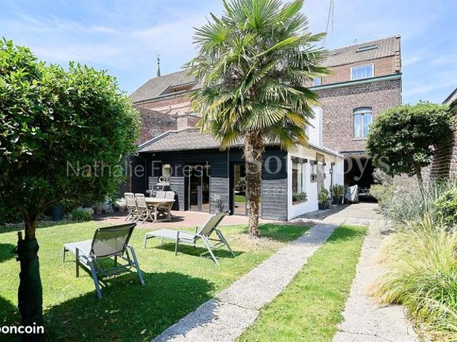 Maison 11 pièces 290 m²