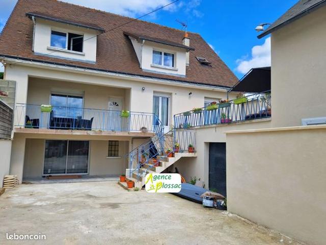 Maison 11 pièces 290 m²