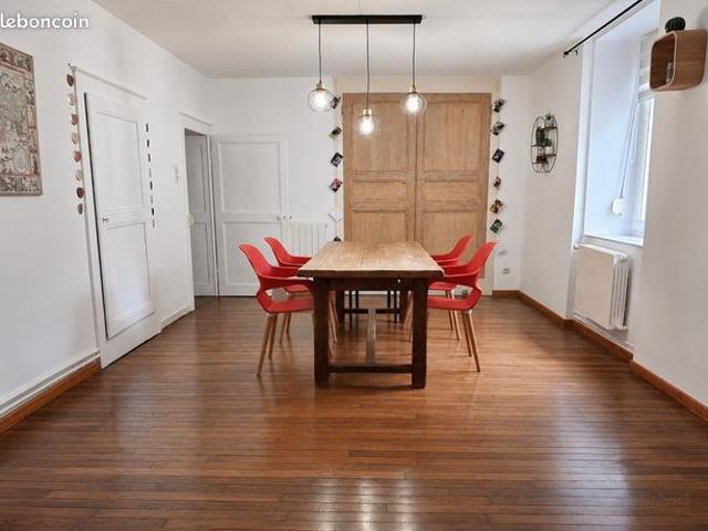 Maison 11 pièces 291 m²