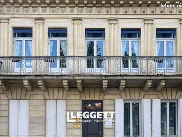 Maison 11 pièces 297 m²