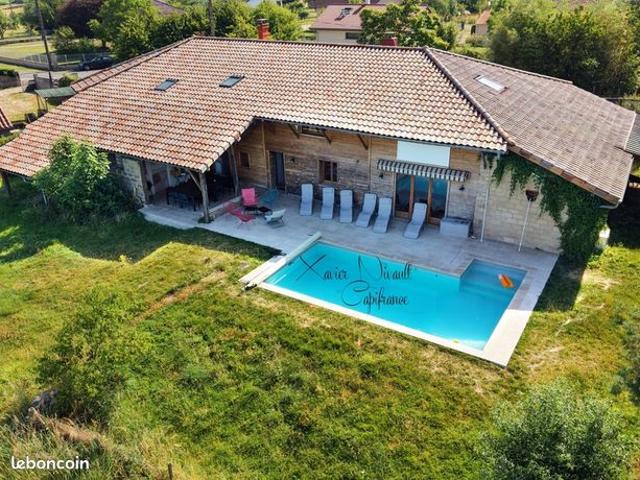 Maison 11 pièces 294 m²