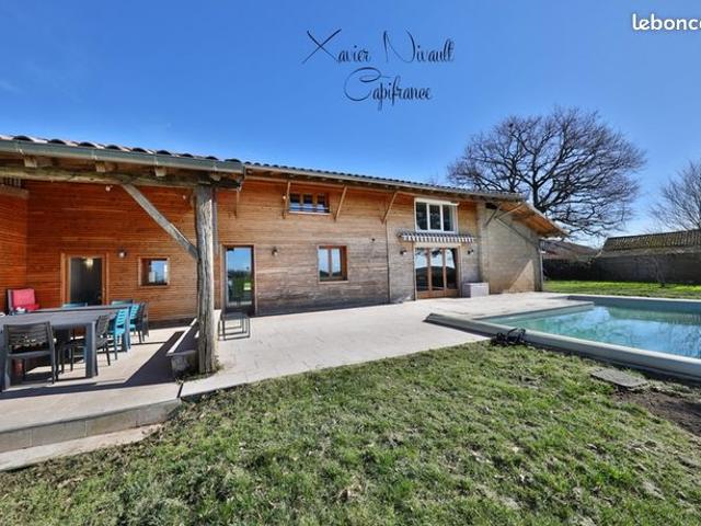 Maison 11 pièces 294 m²
