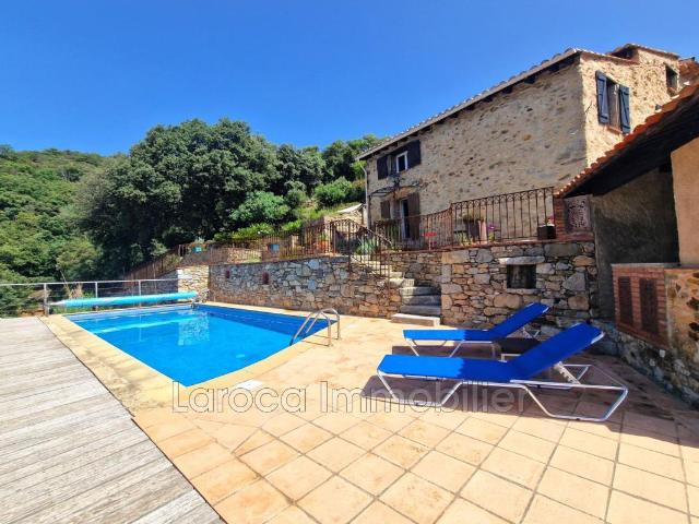 Maison 11 pièces 295 m²