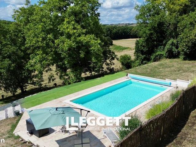 Maison 11 pièces 296 m²