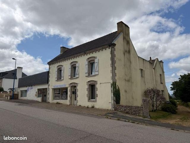 Maison 11 pièces 298 m²