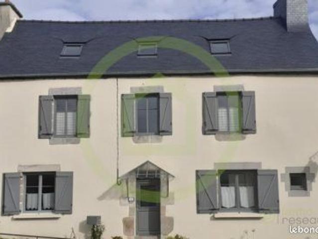 Maison 11 pièces 200 m²