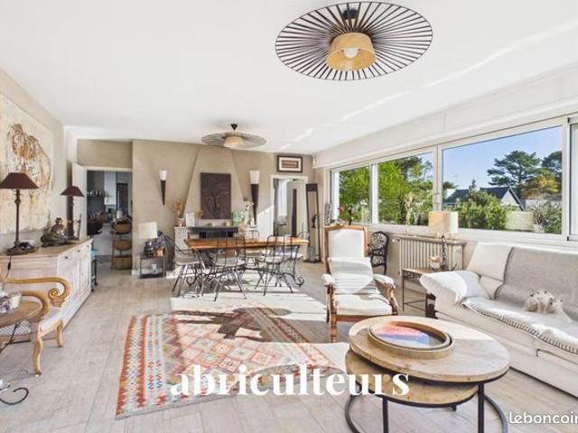 Maison 11 pièces 205 m²