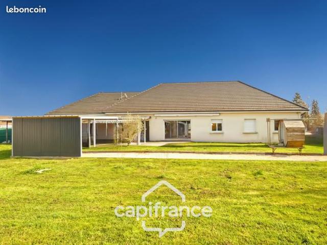 Maison 11 pièces 209 m²