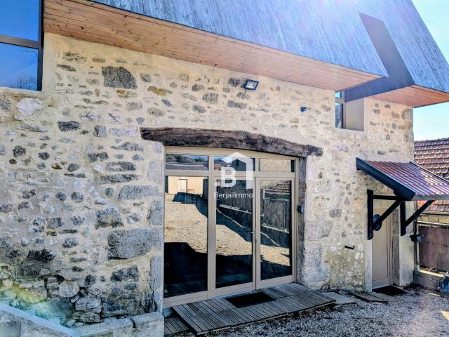 Maison 11 pièces 211 m²