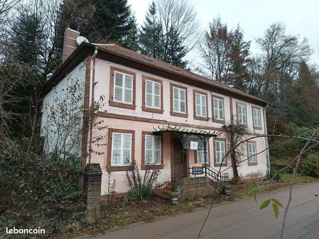 Maison 11 pièces 211 m²