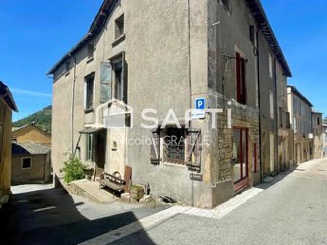 Maison 11 pièces 215 m²