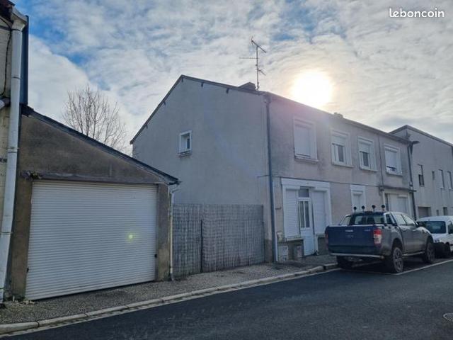 Maison 11 pièces 218 m²