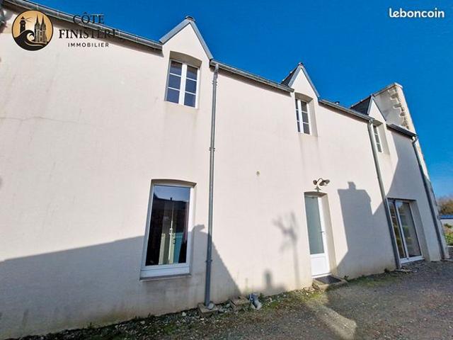 Maison 11 pièces 219 m²