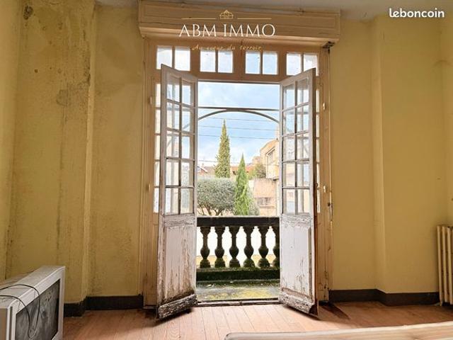 Maison 11 pièces 223 m²